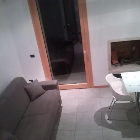 Apartman Bungaville A *