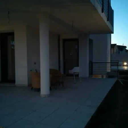 Bungaville A Apartman *