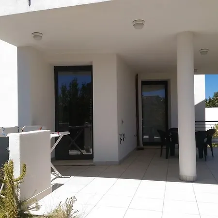 Bungaville A Apartman